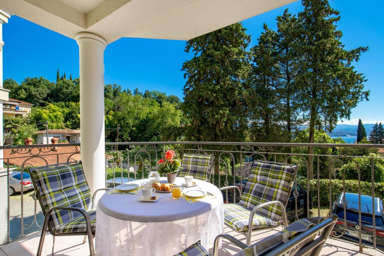 Summer Breeze Apartment With A Pool Opatija Luaran gambar
