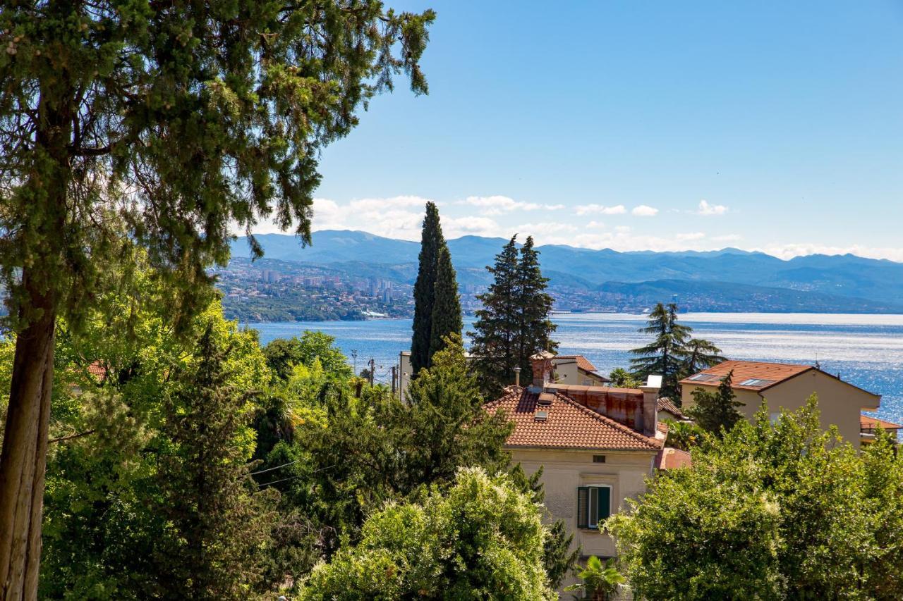 Summer Breeze Apartment With A Pool Opatija Luaran gambar