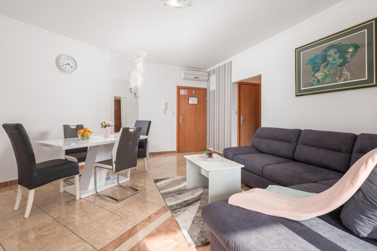 Summer Breeze Apartment With A Pool Opatija Luaran gambar