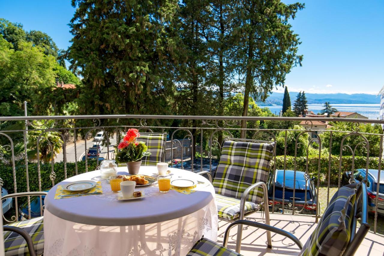 Summer Breeze Apartment With A Pool Opatija Luaran gambar